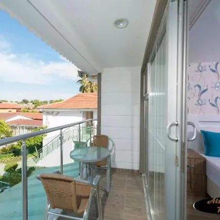 Clover Magic Altinkum Park Hotel Side