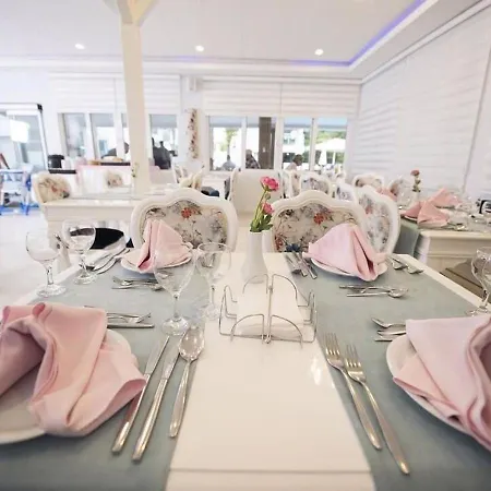 Clover Magic Altinkum Park Hotel 3*
